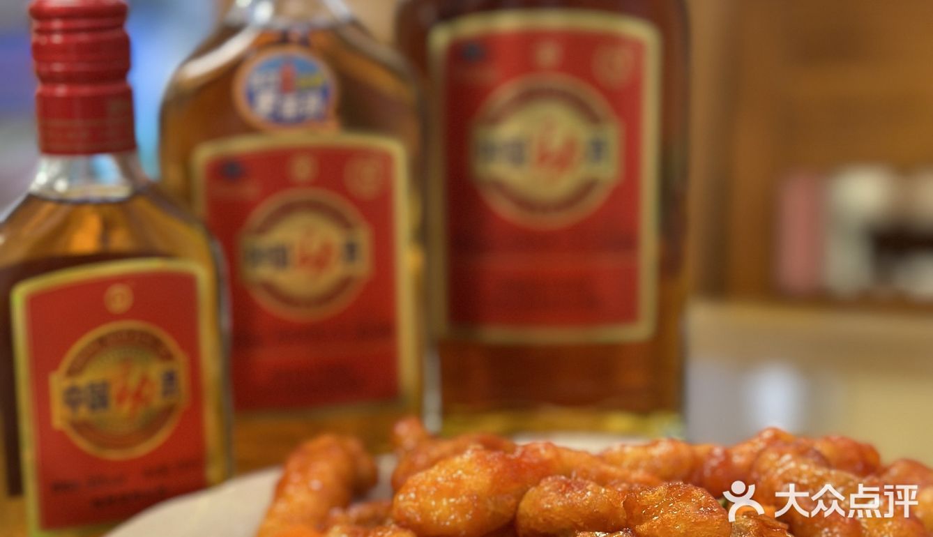 劲酒配蟹，鲜美健康