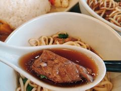 -李先生牛肉面大王(上海站南广场店)
