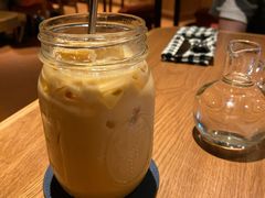 -ROAST coffee & eatery
