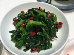 巧拌山野菜-必点海鲜·海肠捞饭·鲅鱼水饺(滨江道店)