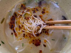 -老字号巴山酸菜米线(巴渝佳梦小区店)