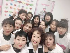 -爱月宝月嫂·育儿嫂(哈尔滨总店)