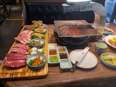 -明洞阿姨·韩式酱蟹烤肉·创意料理(三元桥店)