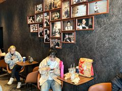 -瑞幸咖啡(大连罗斯福广场一层店)