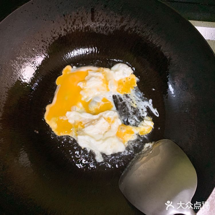 剩菜剩饭怎么办？唯有蛋炒饭才能解忧！