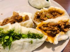 麻辣香菇鸡丁包-老陶包子铺(南大西南村店)