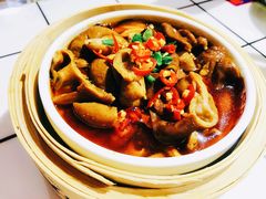 手剪香菇肥肠-贤合庄卤味火锅(济南泉城路店)