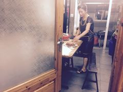 -街头顶黄记馄饨王(中山中路店)