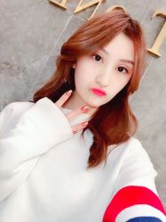 -AYO SALON