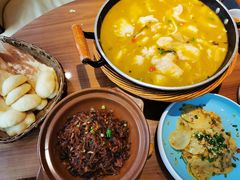 -有红鸡毛店·川菜(建设路店)