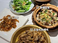 -围龙屋客家食府(福田店)