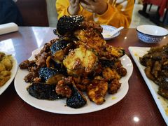焦糖茄子牛肉粒-桃子餐厅·天津菜(红星路直营店)
