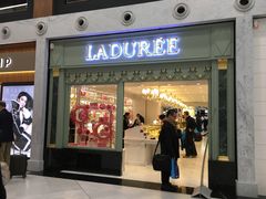 -ladurée(戴高乐机场T 2F店)
