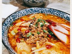-粉家柳州螺蛳粉(杨宅路店)