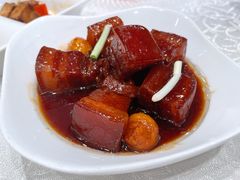 老上海红烧肉-亢龙太子酒轩(东湖店)