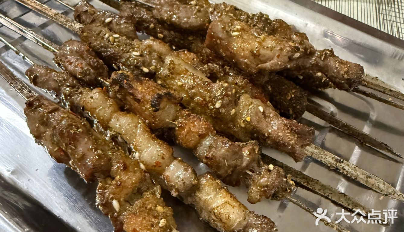 驻马店｜打卡超隐蔽的一家烧烤店！