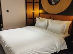 -万泊酒店(长沙五一广场国金中心店)