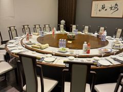 -梅花香里大酒店(郁金香路店)