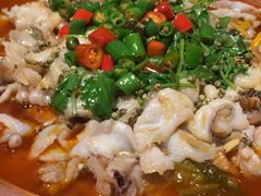 -沪小二炭火蛙锅(淮海中路美食不夜城店)