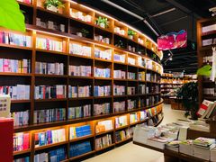 -博览书店(越秀悦汇天地店)