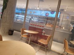 用餐区-老乡鸡(上海白玉兰广场店)