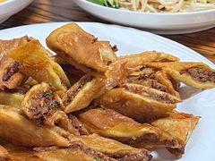 -溢心园香河肉饼总店