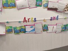 -上海市民办金苹果学校