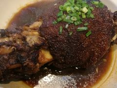 -老码头黑皮肘子锅包肉熏酱水饺(文政街店)