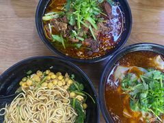 牛肉面-耙豌豆重庆小面