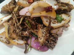 -许哥东北烧烤·铁丳烤串·宫后夹肉(繁花中心店)