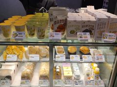 -喜茶(北京华贸购物中心店)