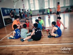 -育华篮球培训(新华路校区)