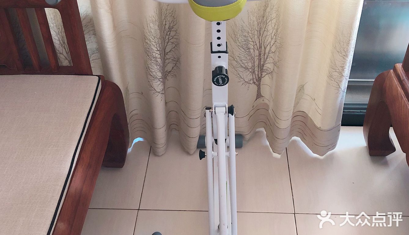 健身塑形！在家就能轻松做标准的深蹲练腿✌！