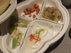 -左庭右院鲜牛肉火锅黑金店(陆家嘴中心店)
