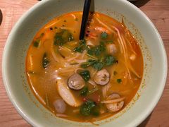 酸辣海鲜汤河粉-米纸越南小馆(金鹰世界店)