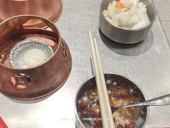 -成都你六姐·牛肉冒菜(上海杨浦合生汇店)