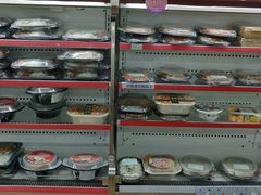 -全家便利店(莲花池东路店)