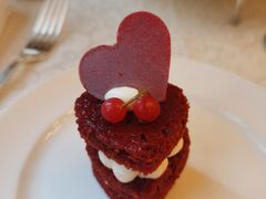 红丝绒蛋糕-Salon de Ville浦江汇(上海外滩华尔道夫酒店店)