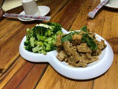 -杨记清芳牛肉拉面(京广路店)