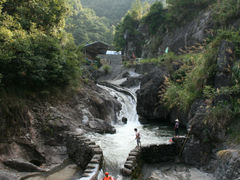 -江南大峡谷漂流