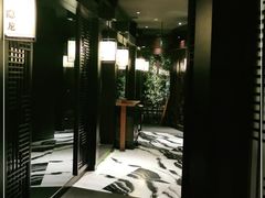 -余欢领鲜火锅(新街口店)