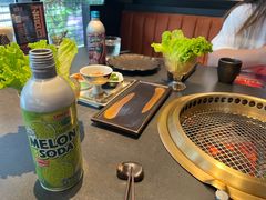 -铭牛烧肉·和牛海鲜自助(高新月牙湖店)