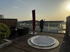 -青岛海尔洲际酒店