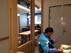 大堂-老乡鸡(上海品尊国际中心店)