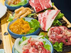 -明洞阿姨·韩式酱蟹烤肉·创意料理(三元桥店)