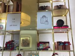 -VENCHI 闻绮(上海佛罗伦萨小镇店)