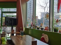 -Dragon Pizza•圆脸龙披萨·牛排餐厅