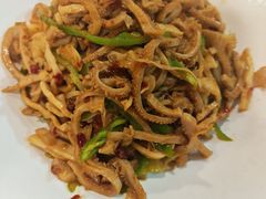 -汗腾格里·风味餐厅(新疆驻京办店)