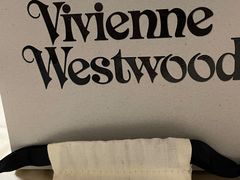 -Vivienne Westwood(上海来福士广场店)