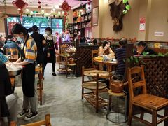 大堂-地锅公社·现炒地锅鸡·地锅鱼·夜宵(罗锦路店)